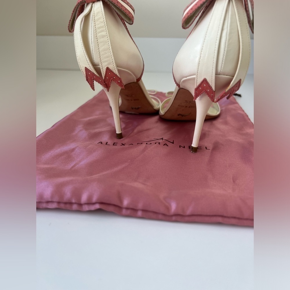 Alexandra Neel Sandals. Excellent Condition. Size 7 - Picture 3 of 10